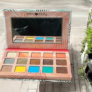 Trend Beauty In Rio Love Eyeshadow Palette Vibrant Matte Colors